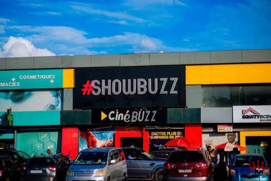 La façade du complexe Showbuzz