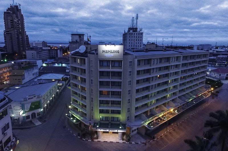 L'Hôtel Memling au crépuscule, Gombe