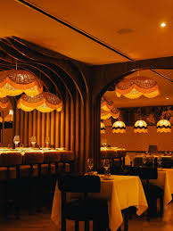 Ambiance — Le Z Restaurant & Lounge