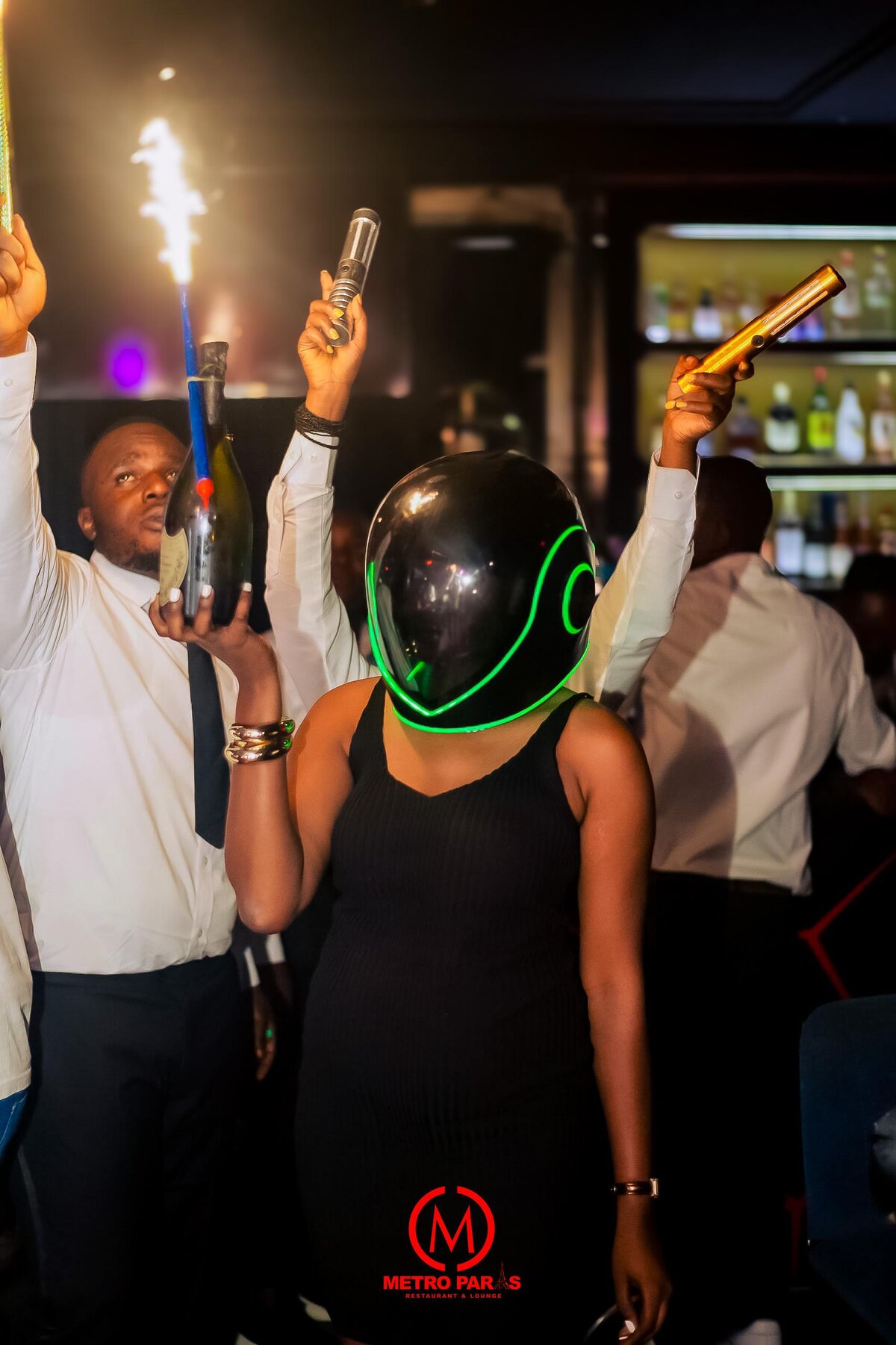 Soirée au Metro Paris Lounge, Kinshasa